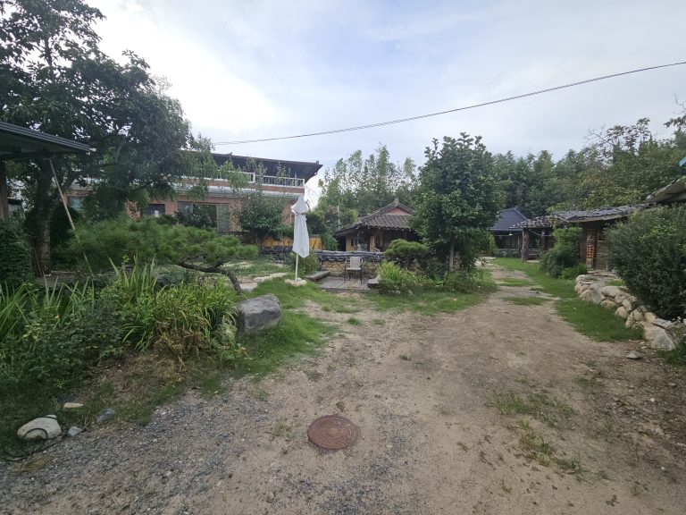 경주 리모델링 마당 조경 공사 마감 전 사진